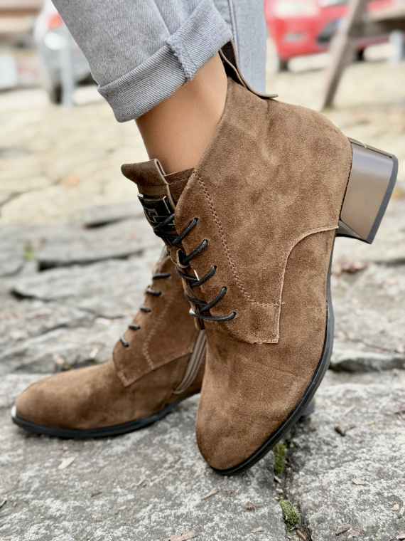 Botki damskie OLEKSY ze skóry naturalnej – styl i komfort na co dzień