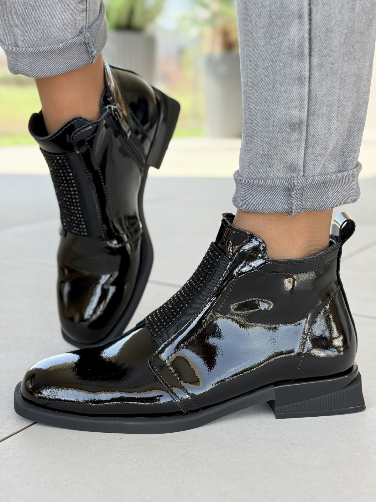 Damskie botki ze skóry naturalnej – elegancja i wygoda na każdy dzień