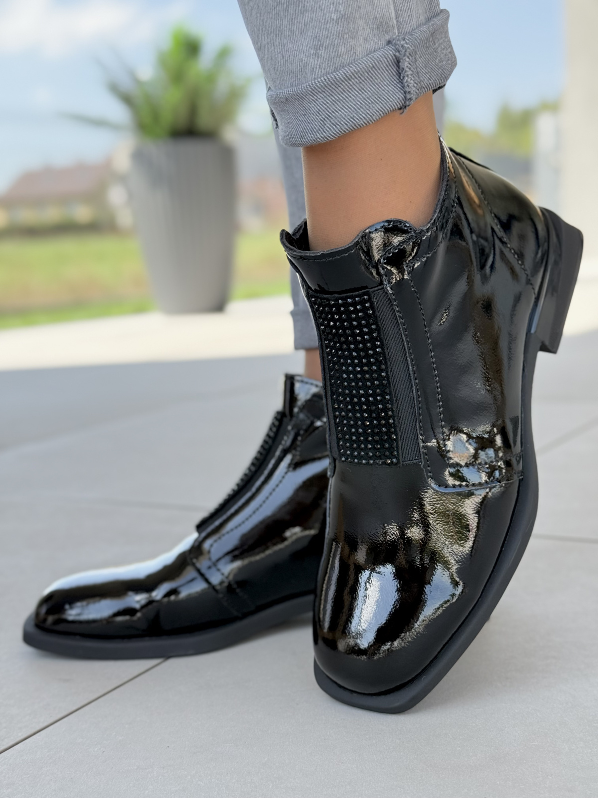 Damskie botki ze skóry naturalnej – elegancja i wygoda na każdy dzień