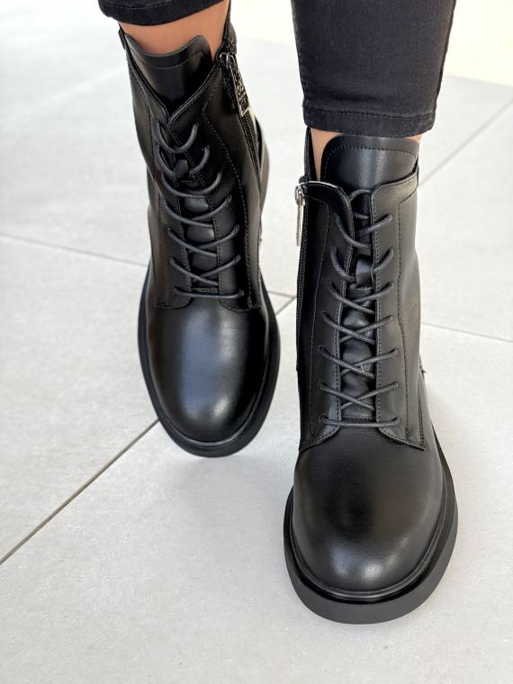 Botki damskie ze skóry naturalnej – elegancja i wygoda na co dzień