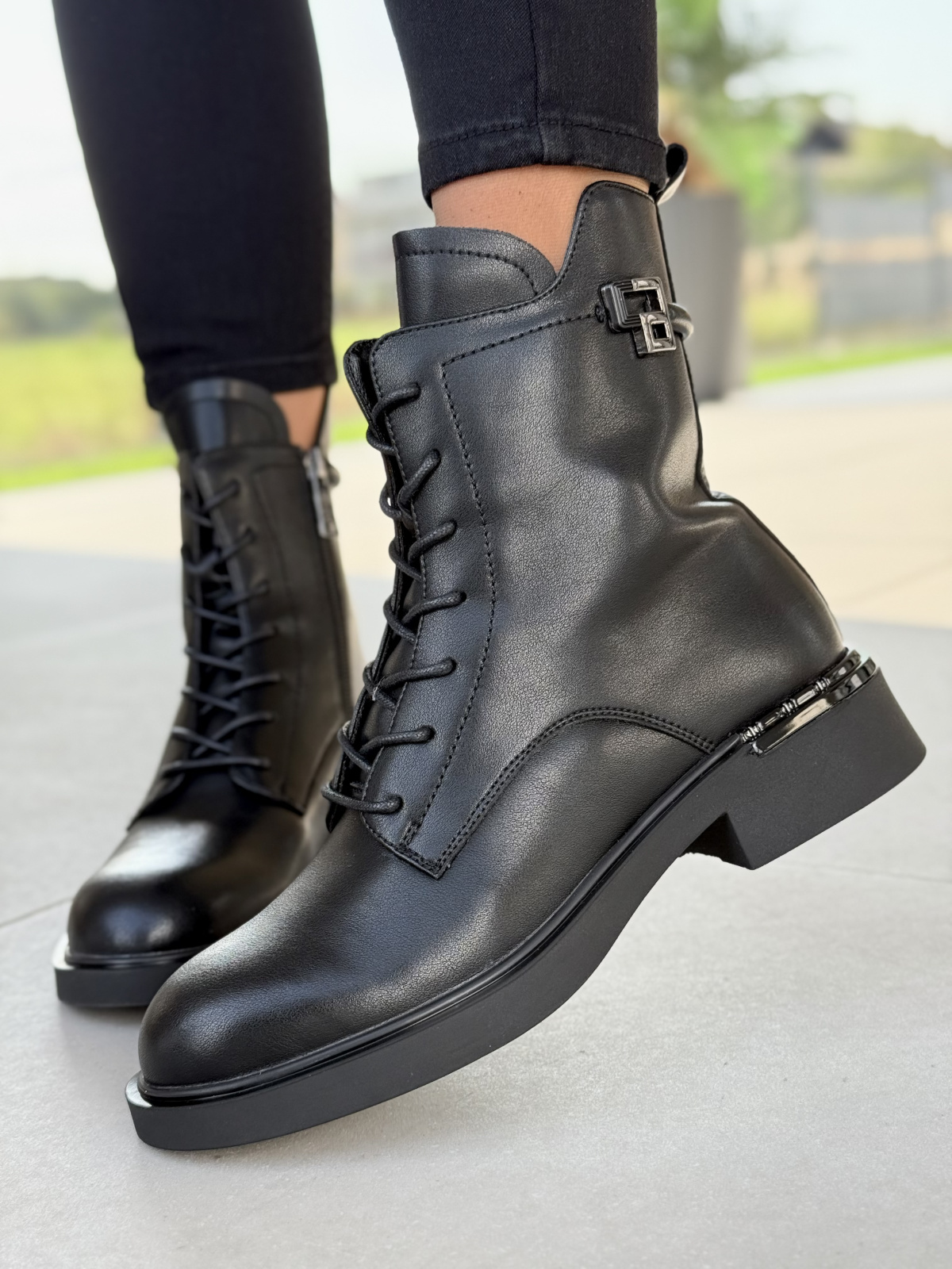 Botki damskie ze skóry naturalnej – elegancja i wygoda na co dzień