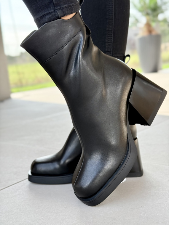 Botki ze skóry naturalnej – elegancja i wygoda na każdy dzień