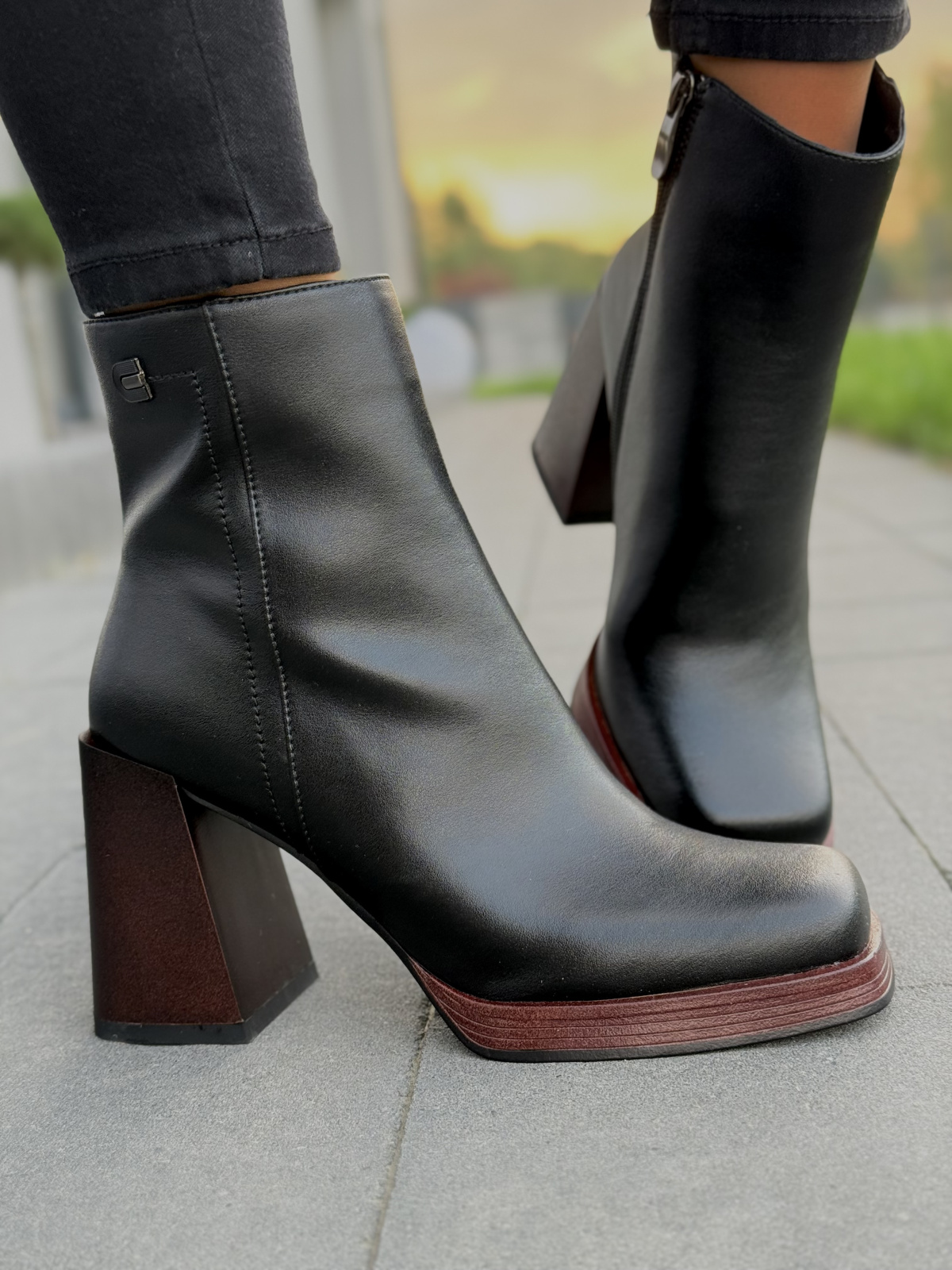 Stylowe botki damskie z naturalnej skóry