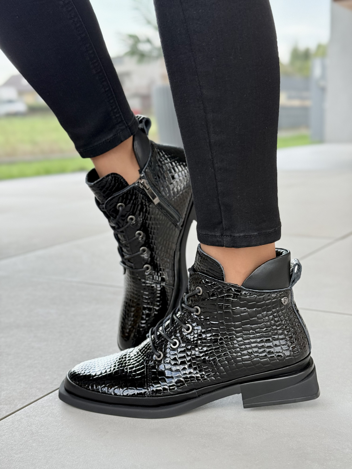 Eleganckie botki ze skóry naturalnej