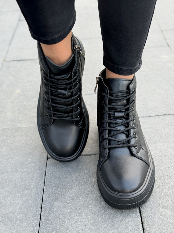 Damskie sneakersy ze skóry naturalnej – styl, wygoda i trwałość