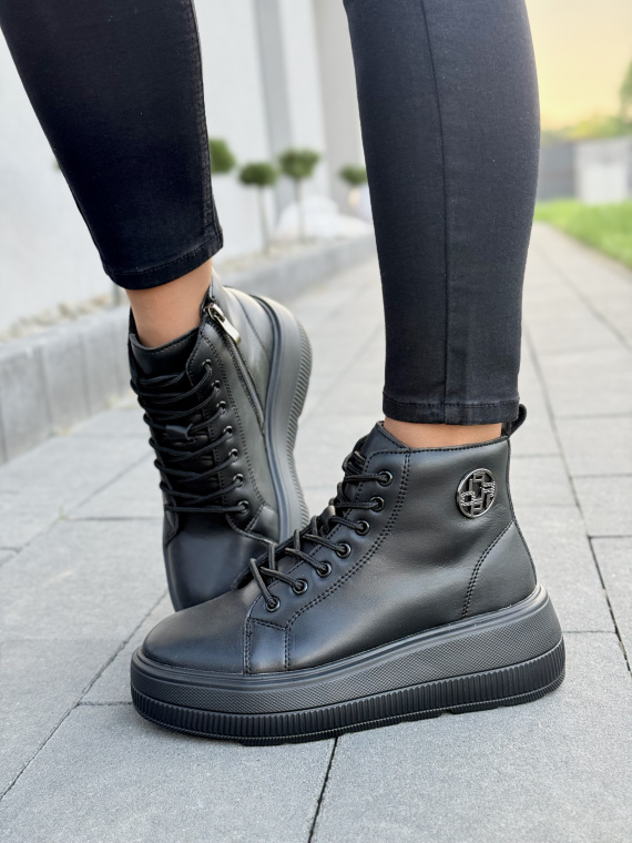 Damskie sneakersy ze skóry naturalnej – styl, wygoda i trwałość