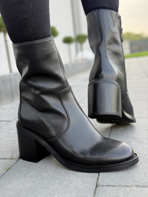 Botki ze skóry naturalnej – klasyka w najlepszym wydaniu