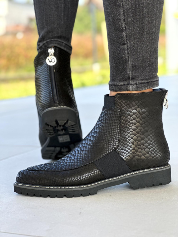 Czarne botki damskie skórzane