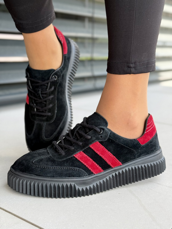 Damskie sneakersy z naturalnej skóry – styl i komfort na co dzień