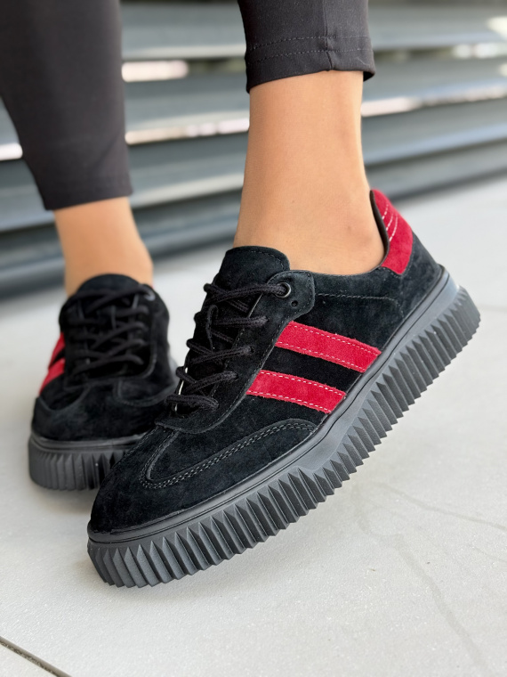 Damskie sneakersy z naturalnej skóry – styl i komfort na co dzień