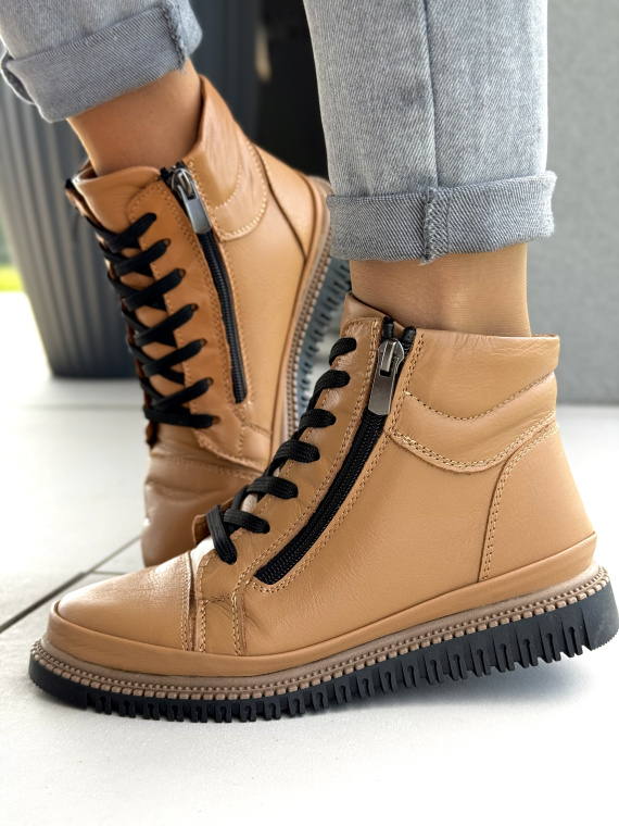 Damskie botki ze skóry naturalnej – styl i komfort na co dzień