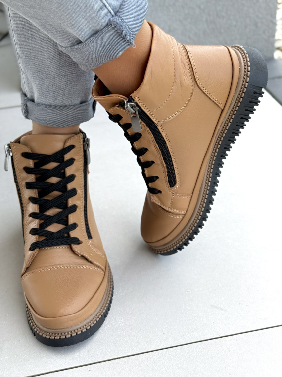 Damskie botki ze skóry naturalnej – styl i komfort na co dzień