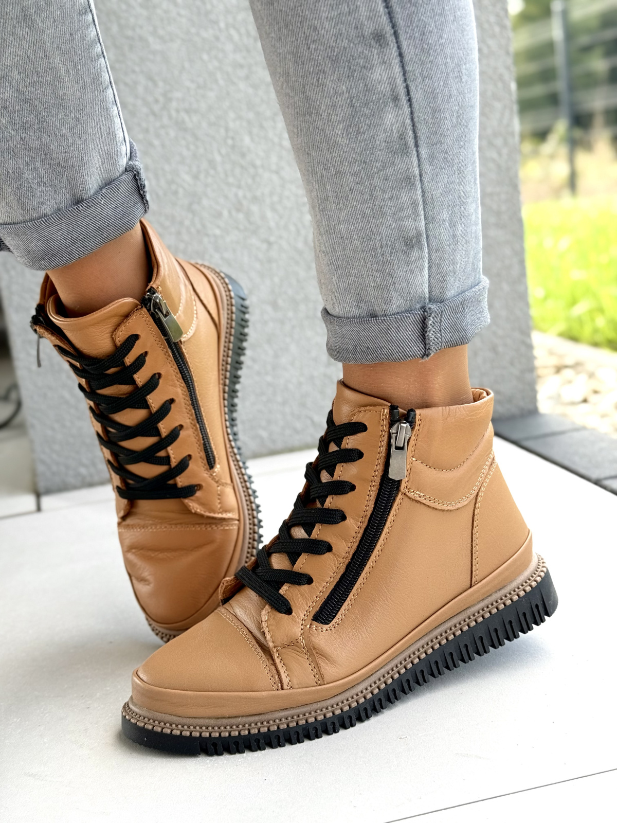 Damskie botki ze skóry naturalnej – styl i komfort na co dzień