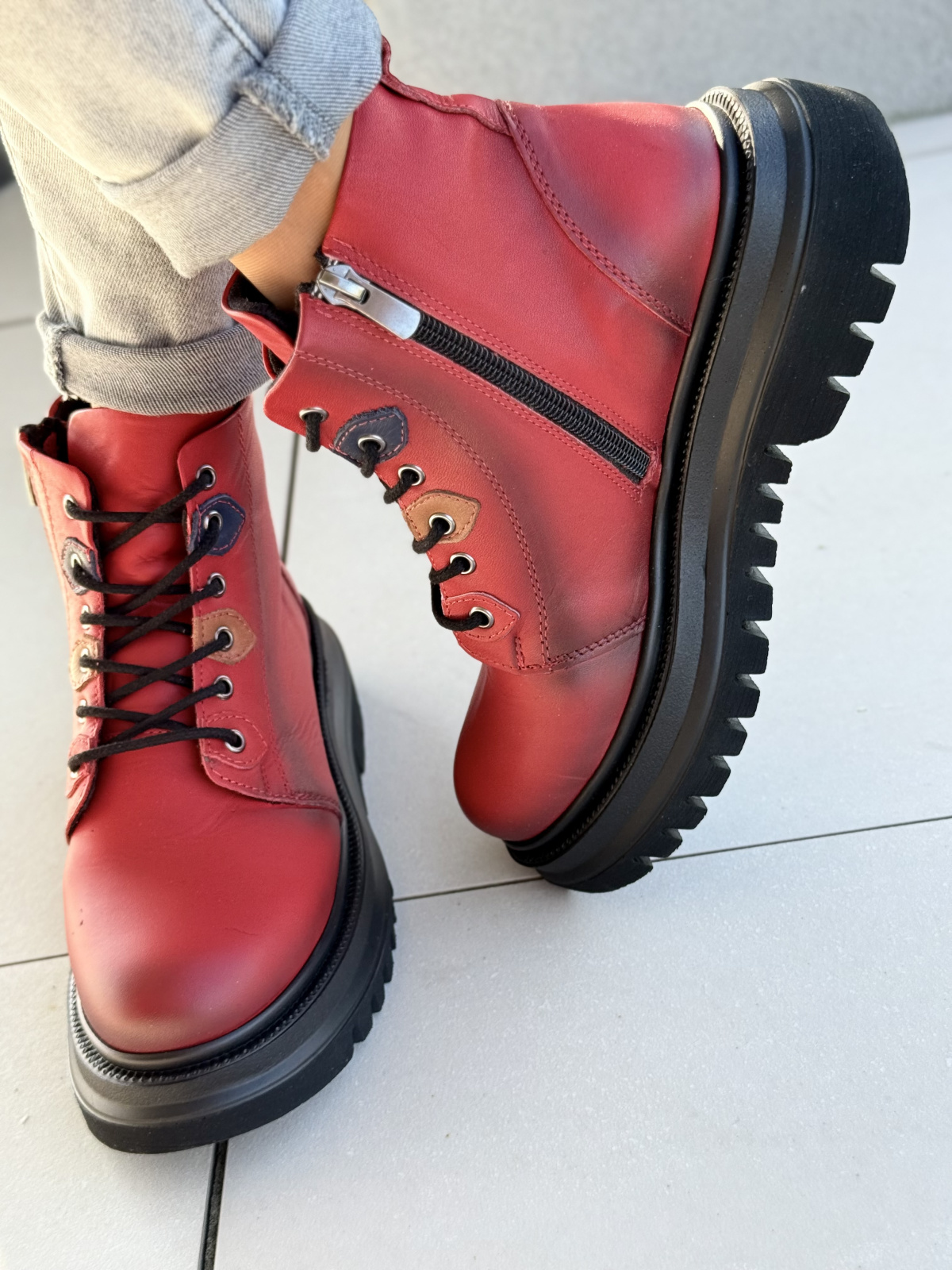 Botki z naturalnej skóry – wygoda i styl na każdy dzień