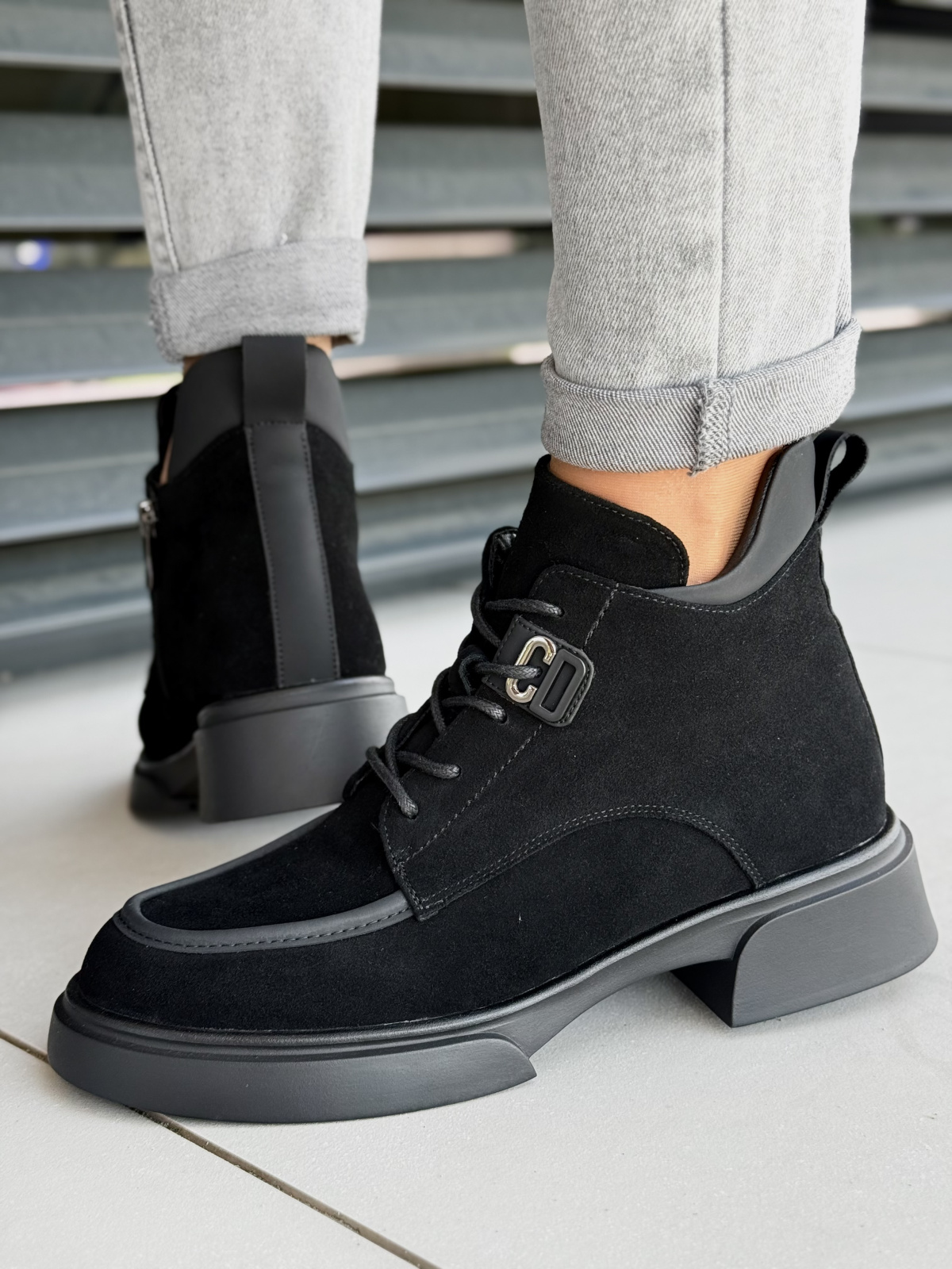 Eleganckie botki damskie ze skóry naturalnej – komfort i styl na co dzień