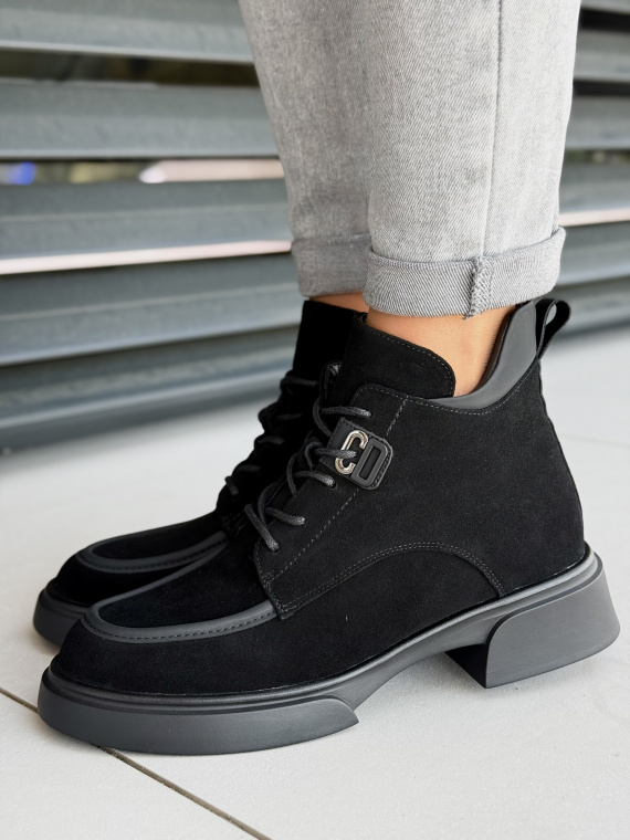 Eleganckie botki damskie ze skóry naturalnej – komfort i styl na co dzień