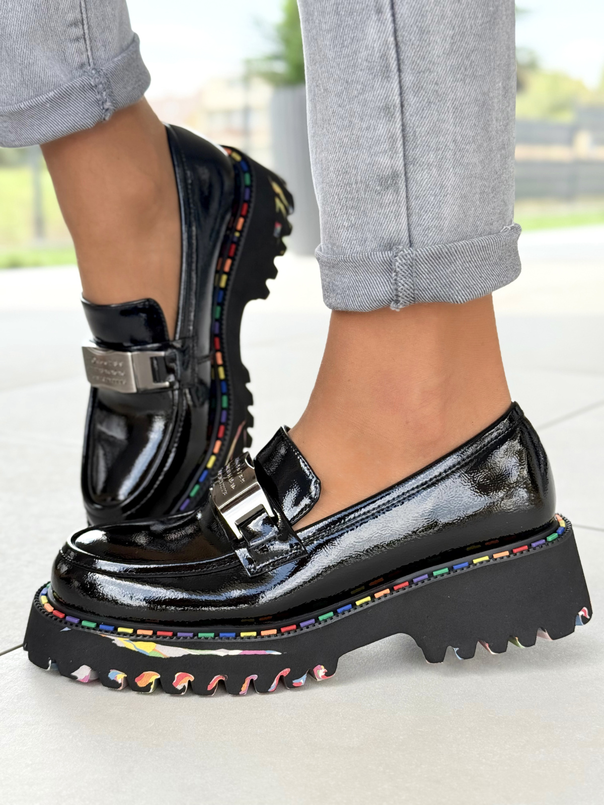 Mokasyny ze skóry naturalnej – luksus na każdy dzień