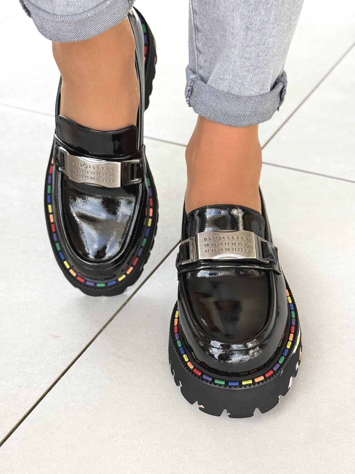 Mokasyny ze skóry naturalnej – luksus na każdy dzień