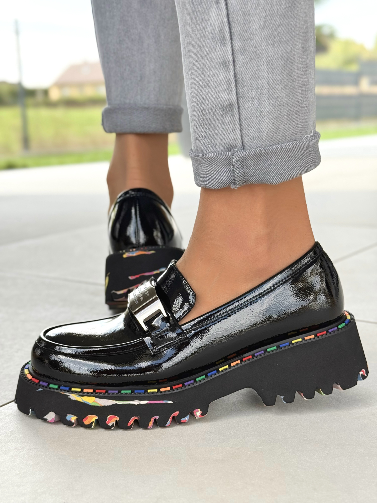 Mokasyny ze skóry naturalnej – luksus na każdy dzień