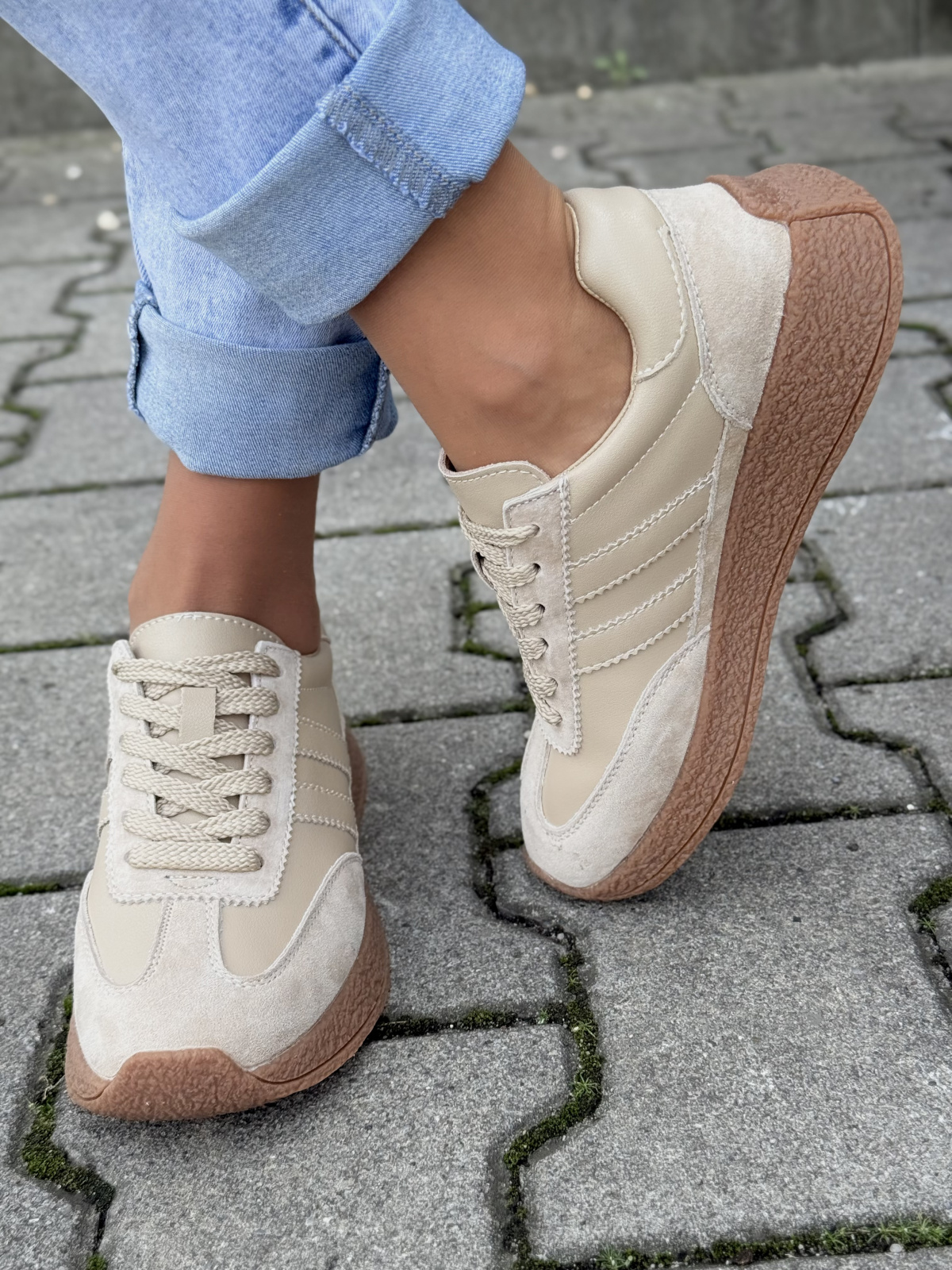 Sneakersy z Naturalnej Skóry – Komfort i Styl na Co Dzień