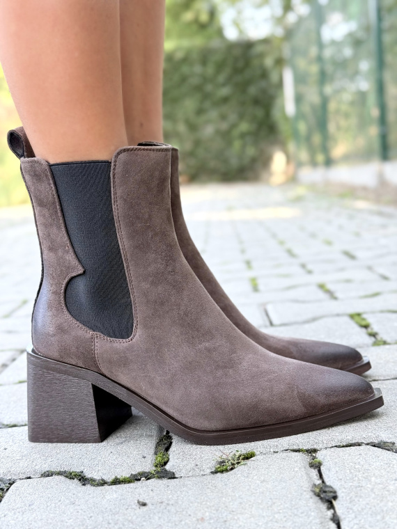 OLEKSY – Kowbojki ze skóry naturalnej