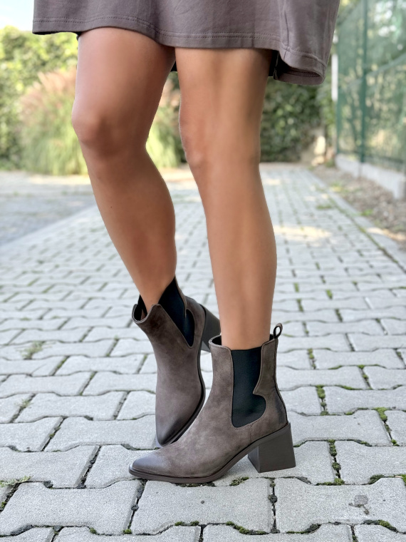 OLEKSY – Kowbojki ze skóry naturalnej