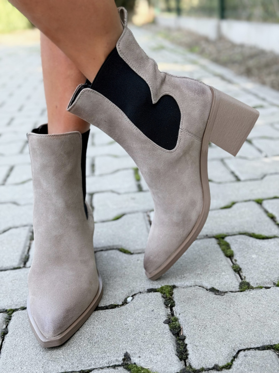 OLEKSY – Kowbojki ze skóry naturalnej