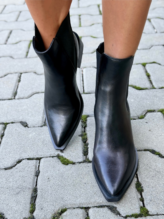 OLEKSY – Kowbojki ze skóry naturalnej