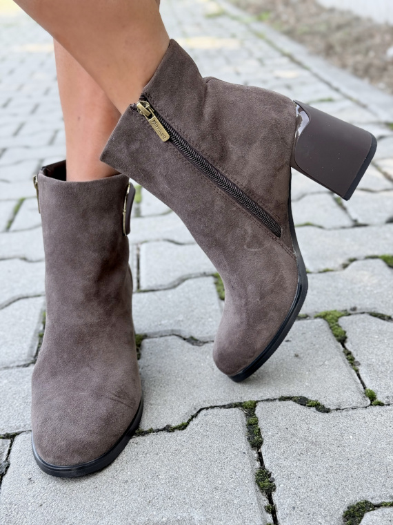 Botki OLEKSY z naturalnej skóry – elegancja i komfort na każdy dzień