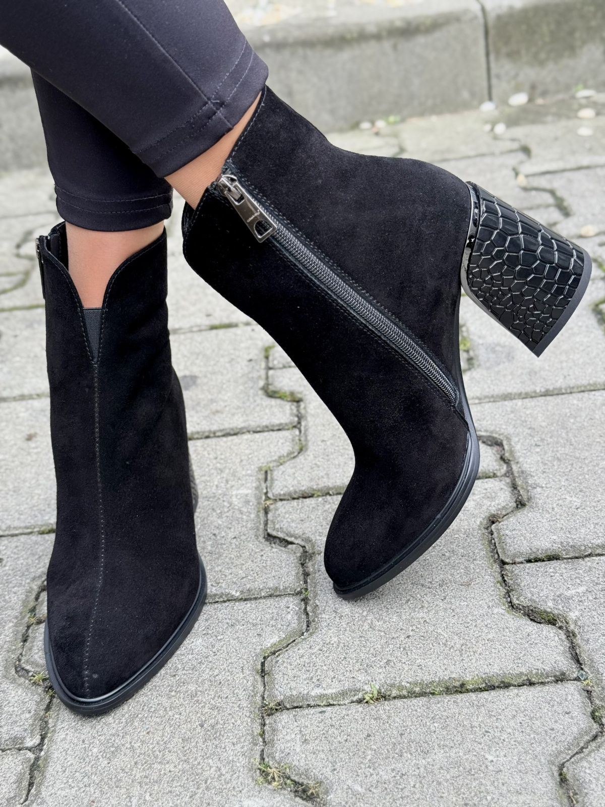 Botki OLEKSY z naturalnej skóry – elegancja i komfort na każdy dzień