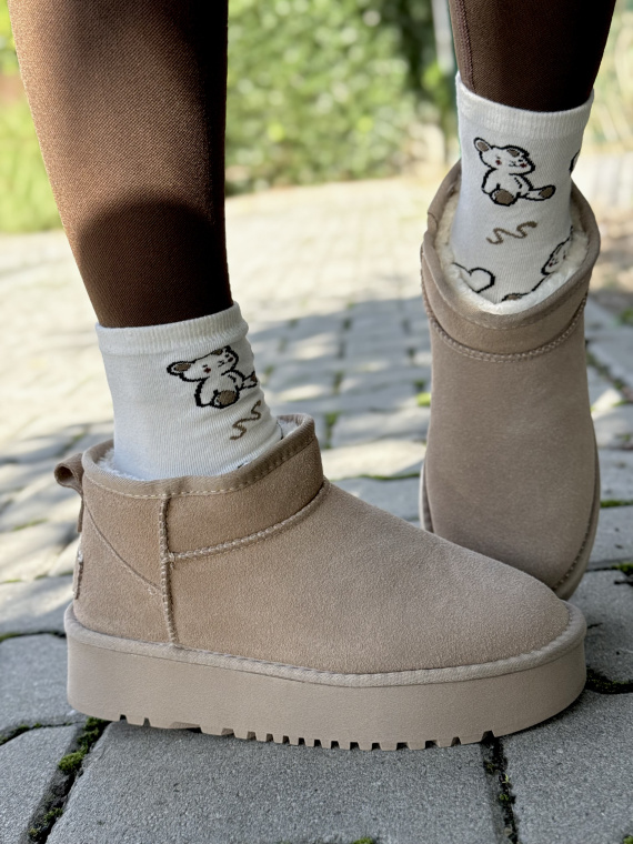 Śniegowce z Naturalnej Skóry – Komfort i Styl na Co Dzień