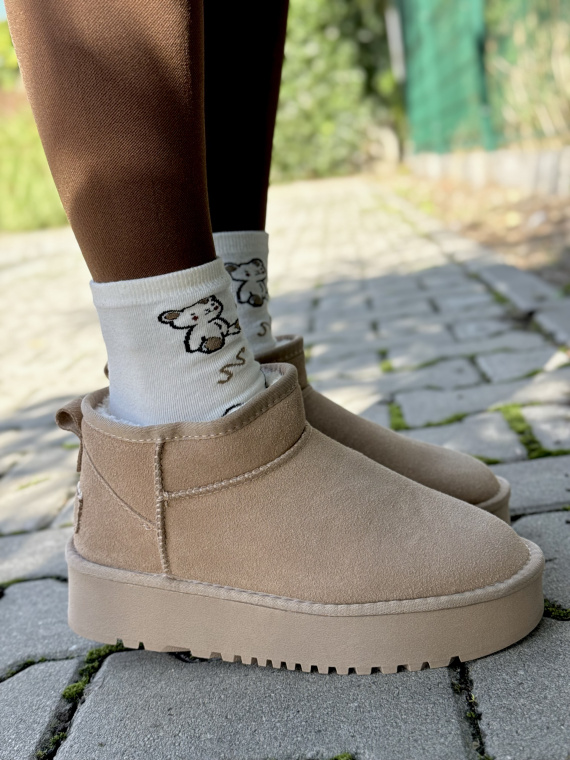 Śniegowce z Naturalnej Skóry – Komfort i Styl na Co Dzień