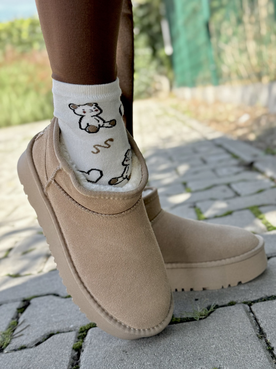 Śniegowce z Naturalnej Skóry – Komfort i Styl na Co Dzień