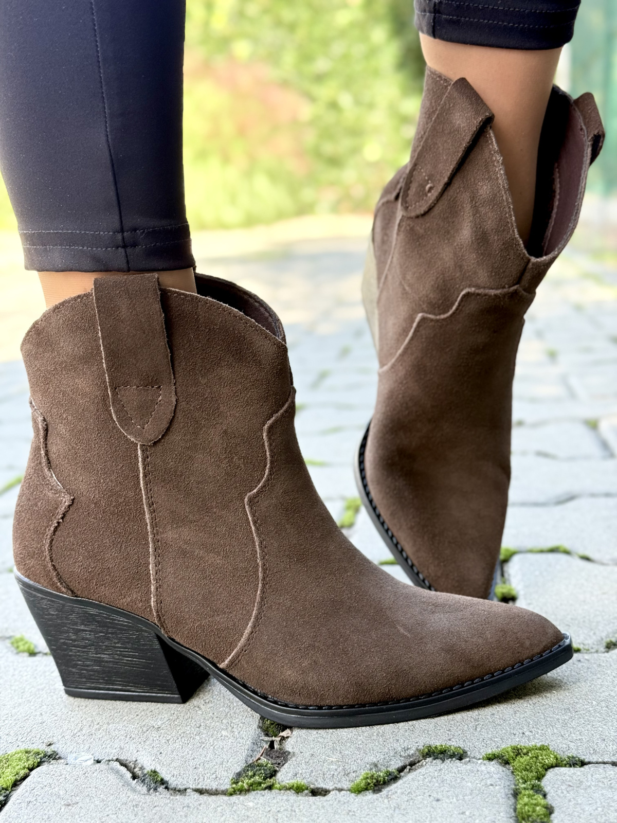 Eleganckie Kowbojki ze Skóry Naturalnej