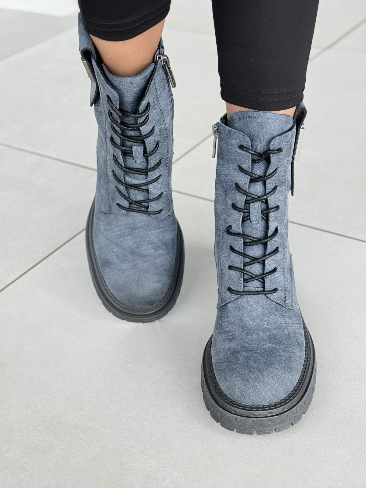 Trapery z Naturalnej Skóry – Styl i Komfort na Lata