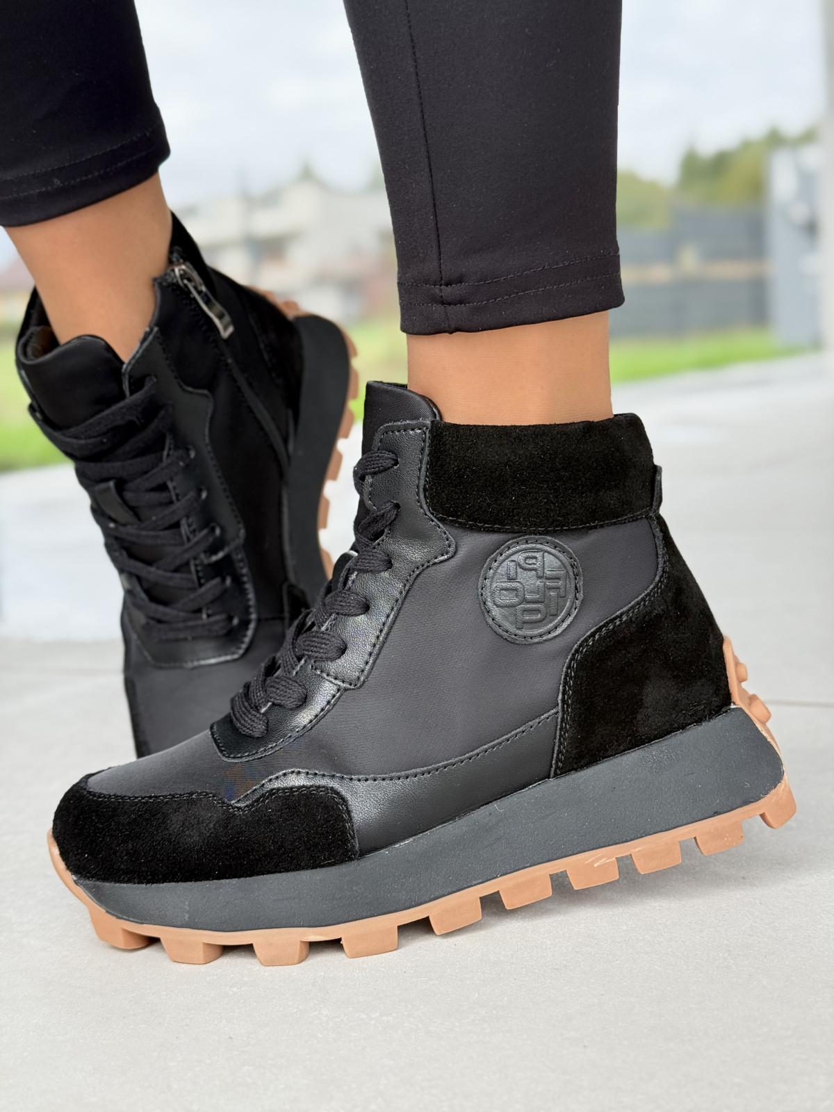 Sneakersy ze Skóry Naturalnej – Idealne na Zimę