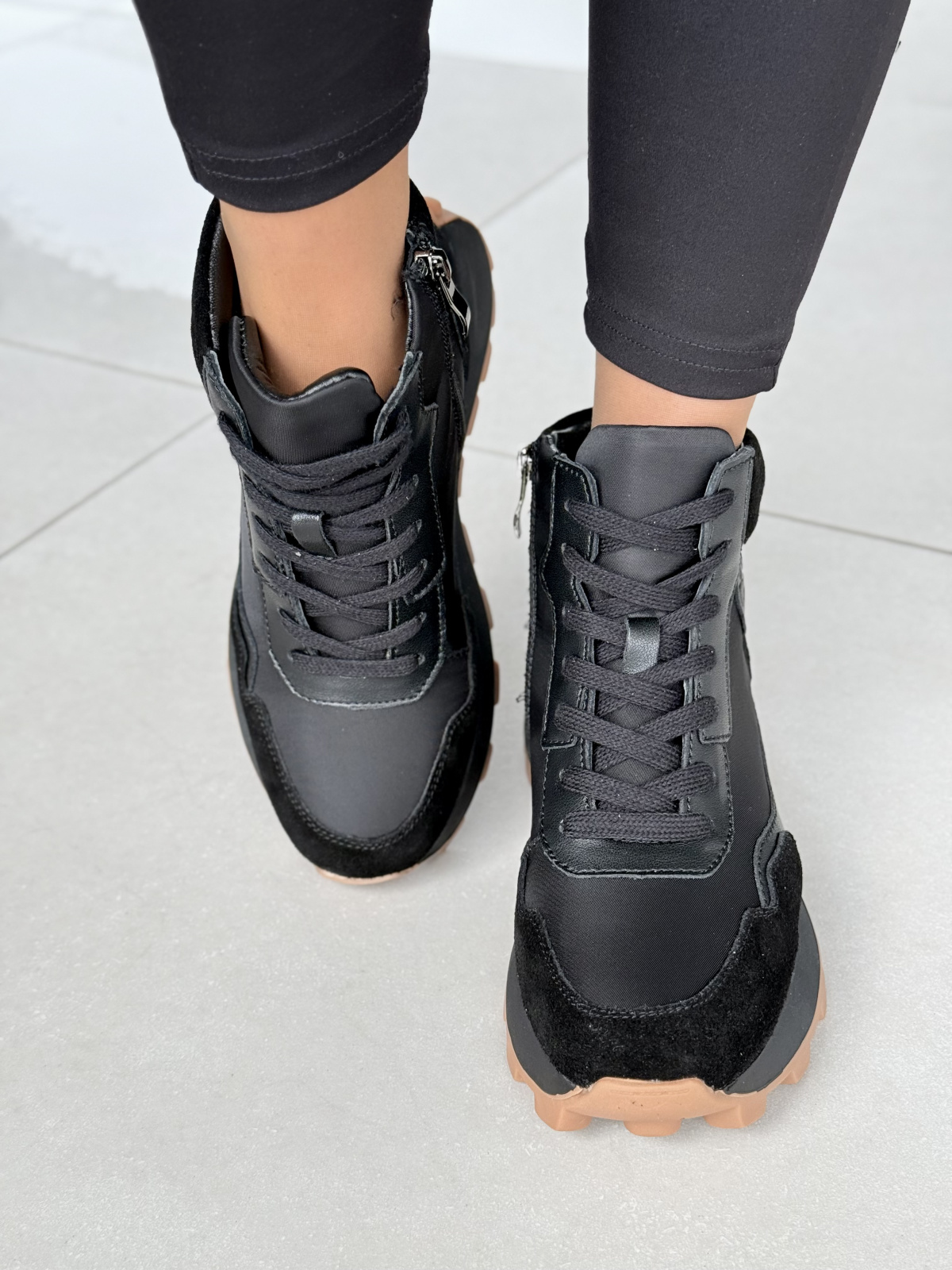 Sneakersy ze Skóry Naturalnej – Idealne na Zimę