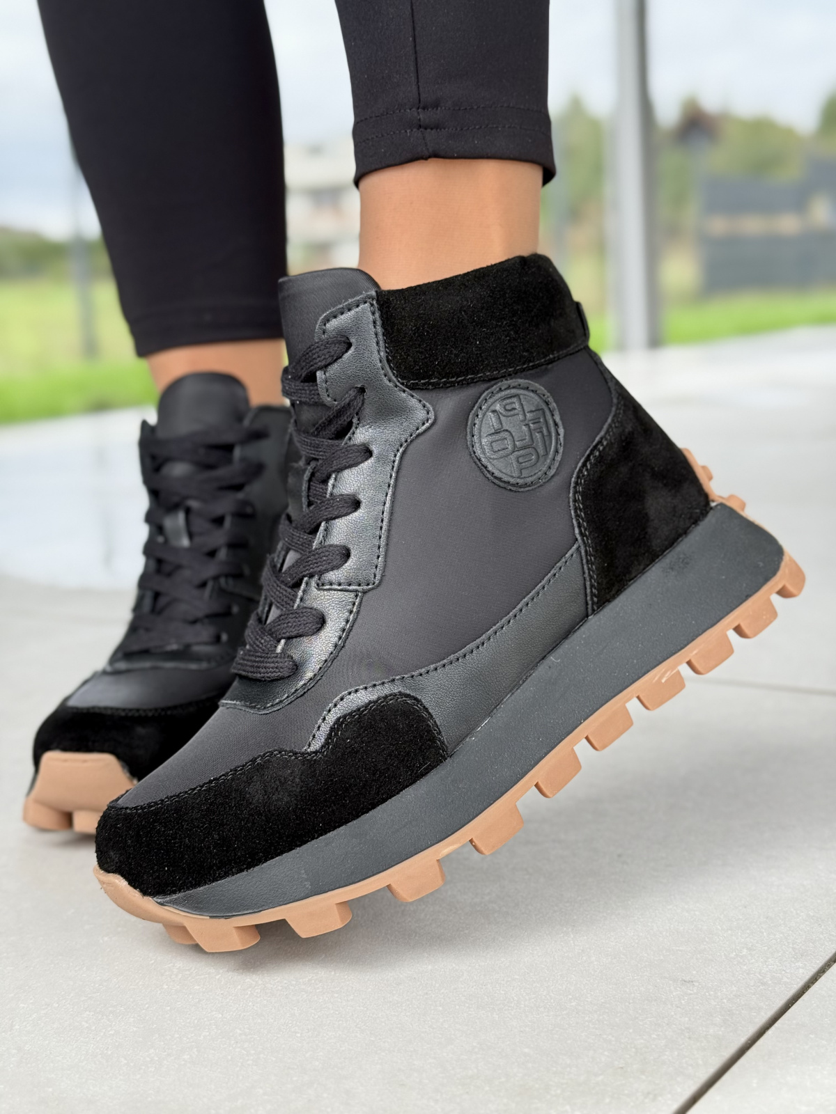 Sneakersy ze Skóry Naturalnej – Idealne na Zimę