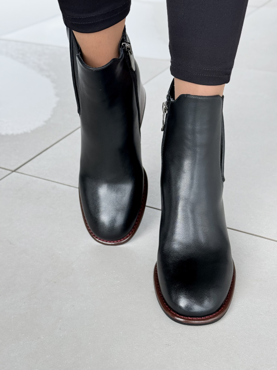 Botki ze Skóry Naturalnej – Piękno i Wygoda w Jednym