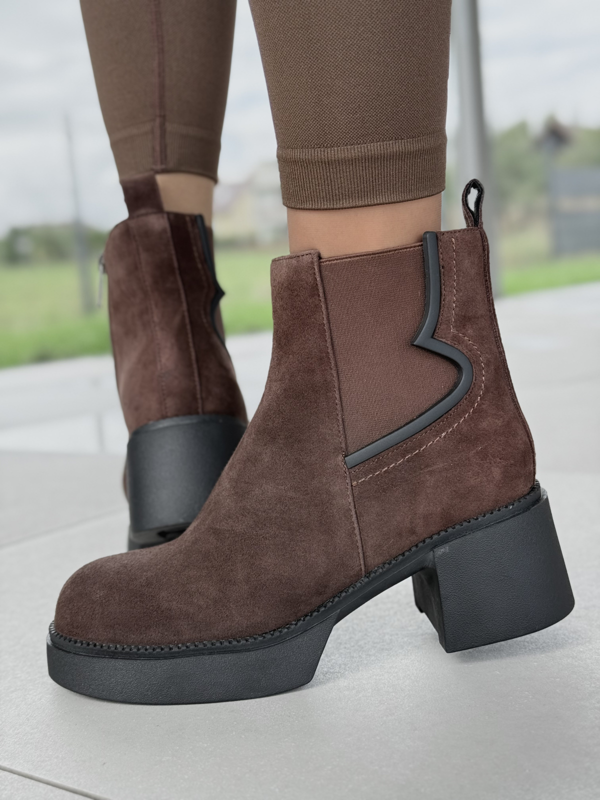 Botki z Naturalnej Skóry – Komfort i Styl na Co Dzień