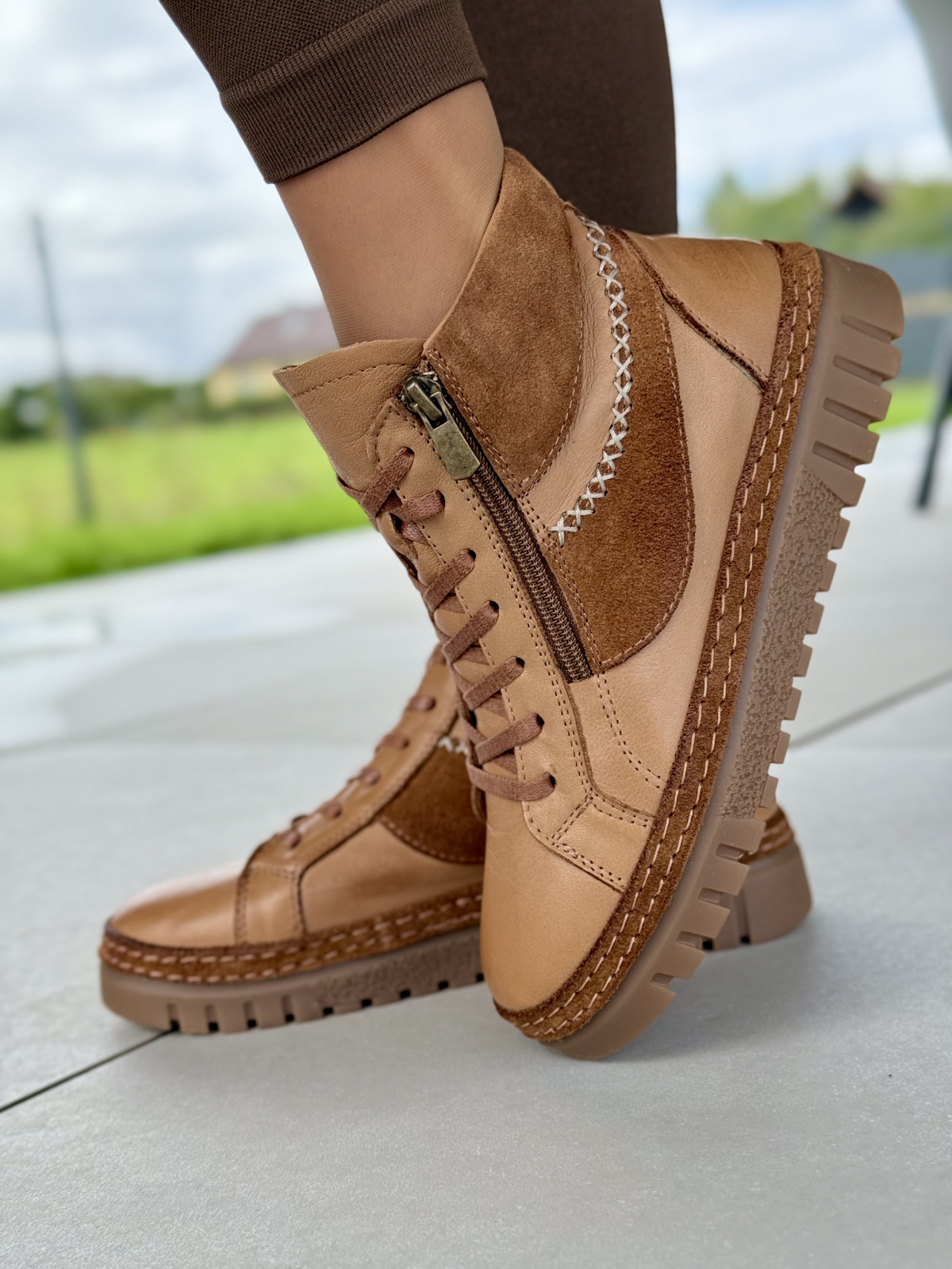 Botki OLEKSY z naturalnej skóry – styl i wygoda na co dzień