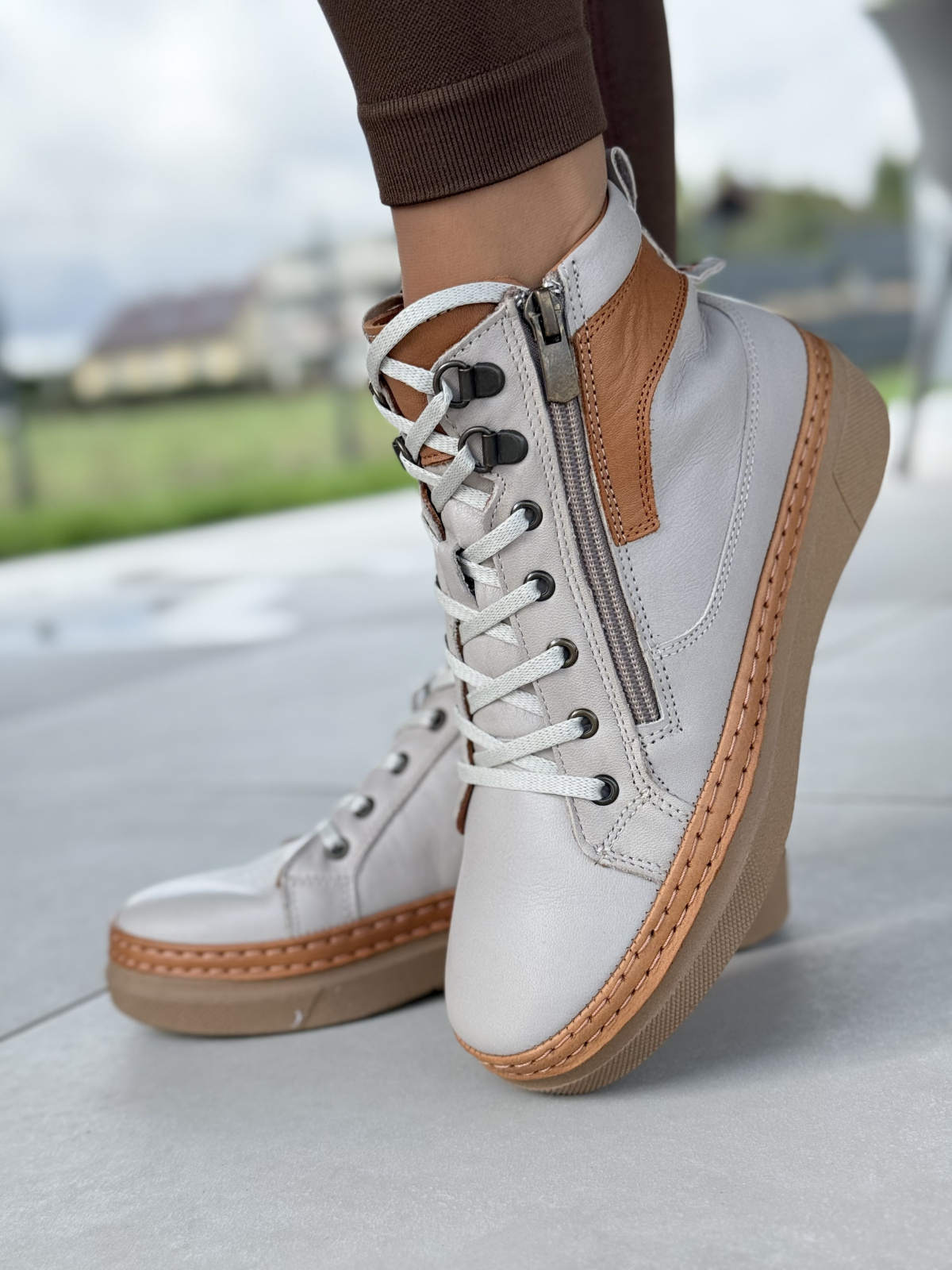 Botki damskie OLEKSY ze skóry naturalnej