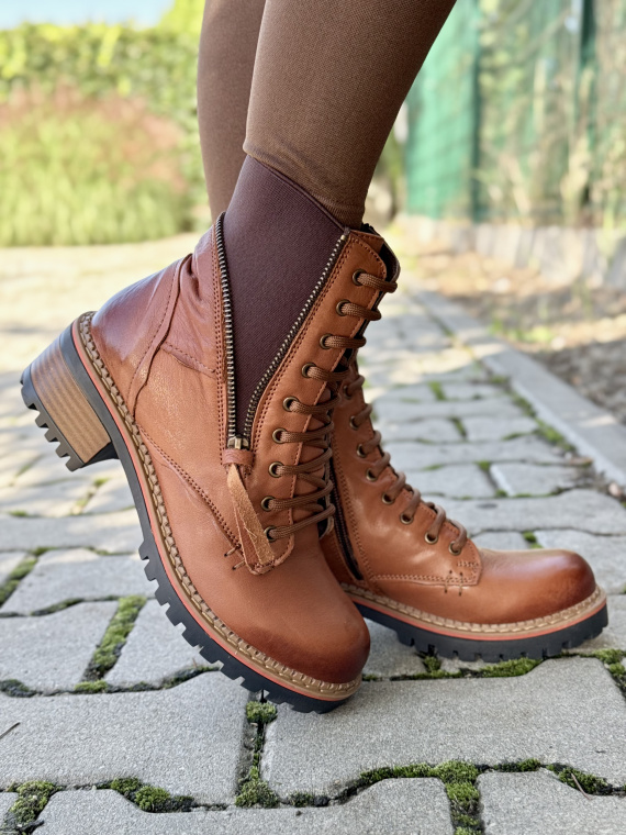 Botki OLEKSY z naturalnej skóry – elegancja i wygoda na co dzień