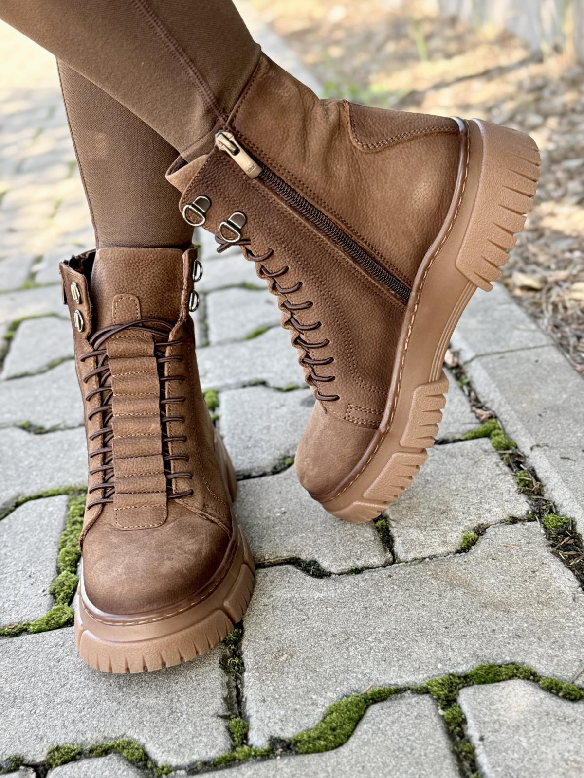 Botki OLEKSY z naturalnej skóry – styl, który trwa