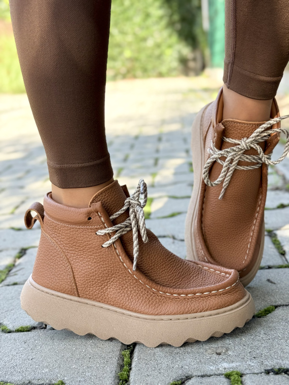 Trapery OLEKSY z naturalnej skóry – styl, wygoda i trwałość