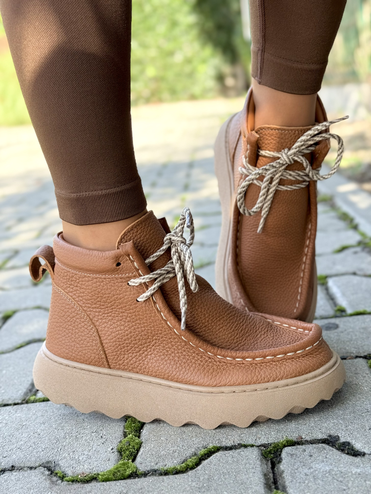 Trapery OLEKSY z naturalnej skóry – styl, wygoda i trwałość