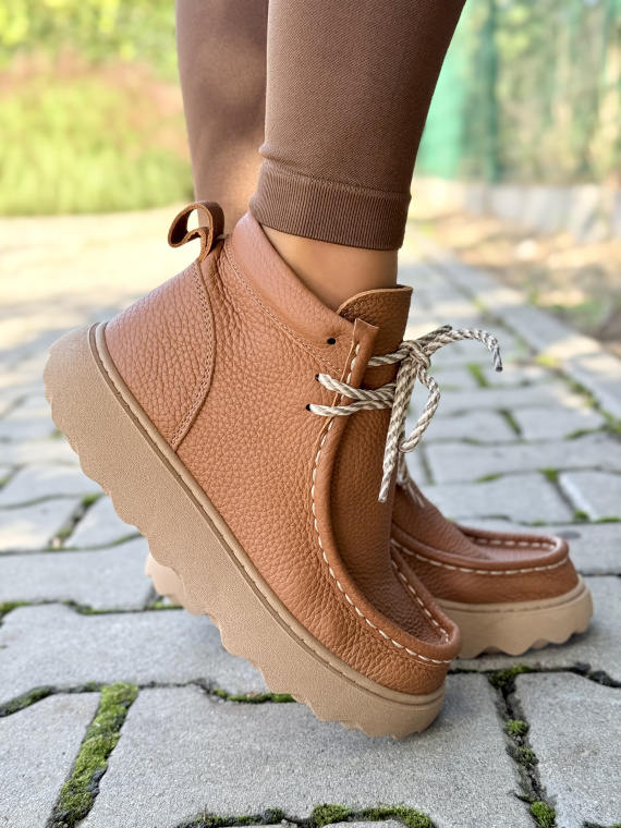 Trapery OLEKSY z naturalnej skóry – styl, wygoda i trwałość