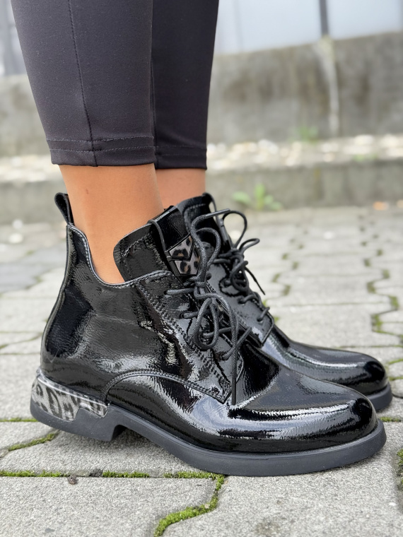 Damskie botki ze skóry naturalnej – elegancja i wygoda na każdy dzień