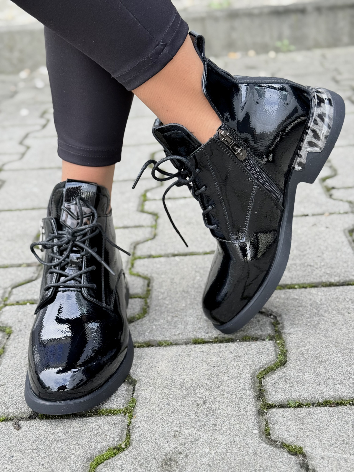 Damskie botki ze skóry naturalnej – elegancja i wygoda na każdy dzień