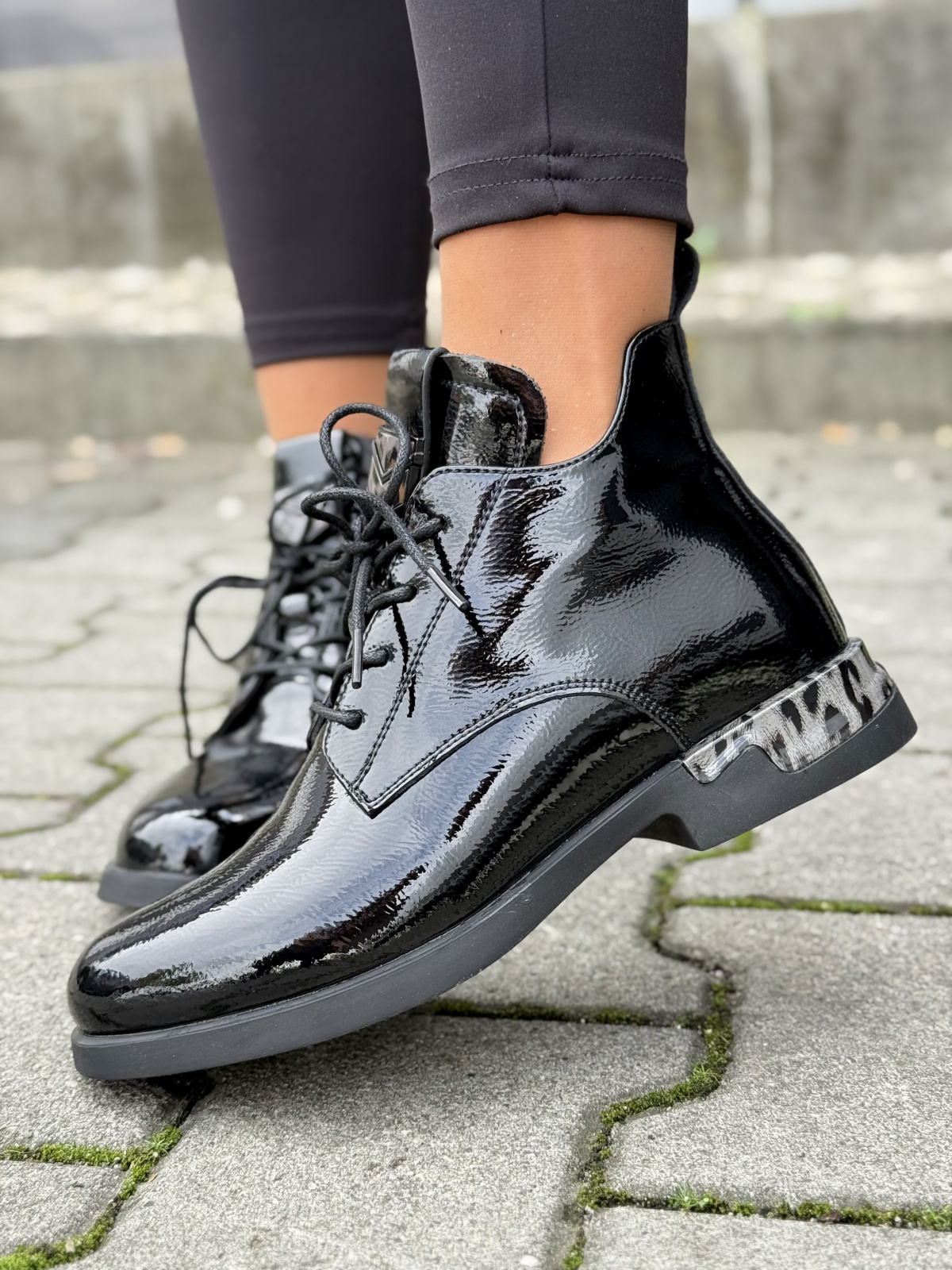 Damskie botki ze skóry naturalnej – elegancja i wygoda na każdy dzień